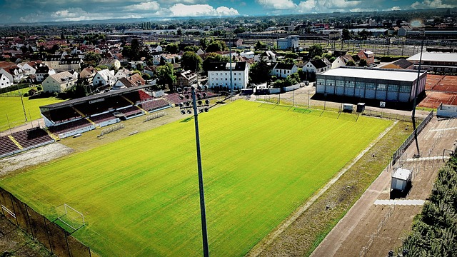 滕哈赫目標踢出積極進攻足球 贏得球迷認同.